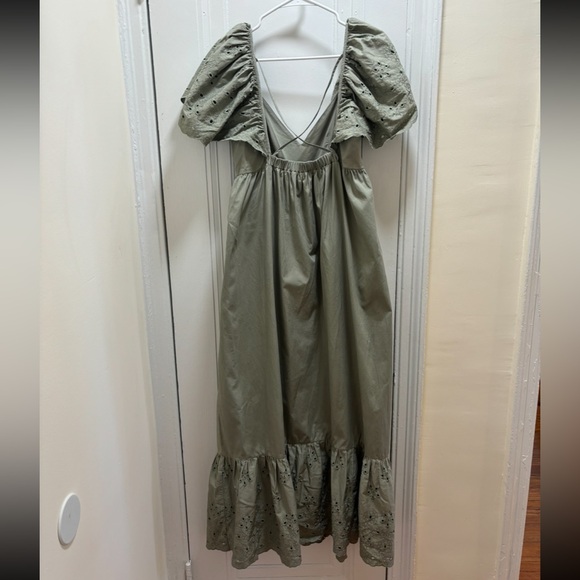 En Saison Barnette Dress Pockets Eyelet Flutter Sleeve Maxi Dress Sage Green, S - Picture 3 of 5